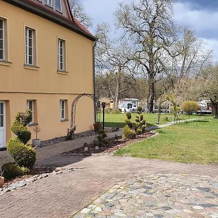 Schloss 3*