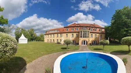 Hotel Schloss 3*