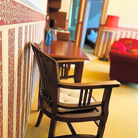 Schloss Hotel 3*
