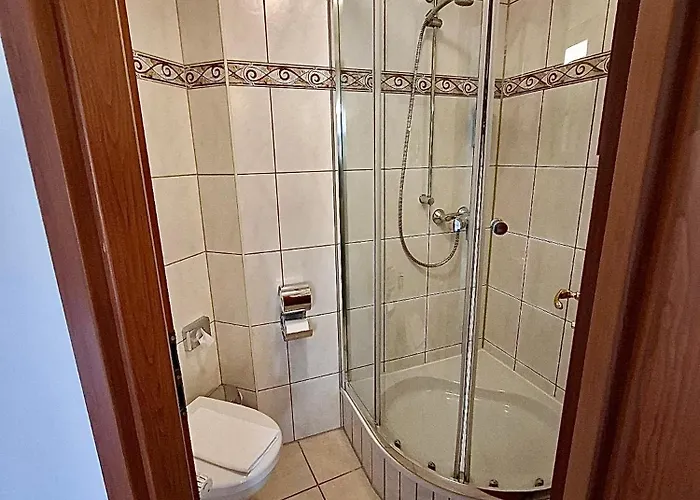 Schloss 3* ツェーデニック