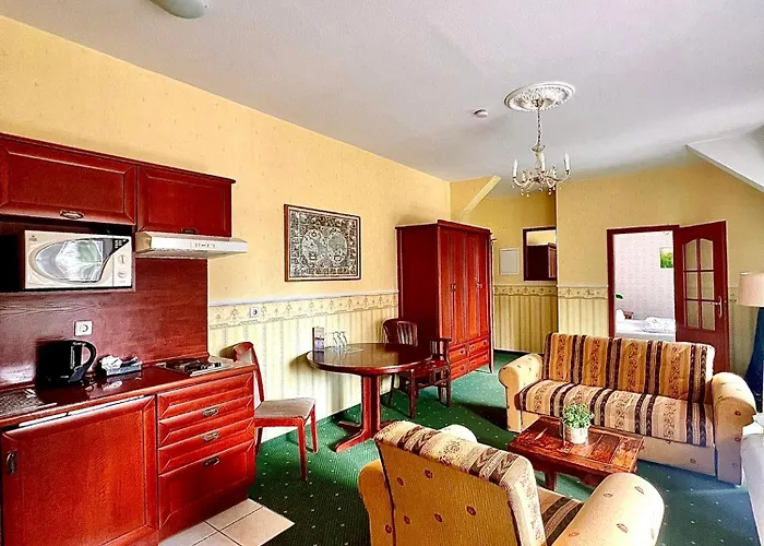 Schloss ツェーデニック