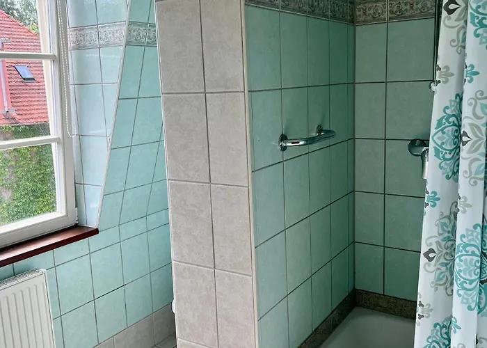 Schloss 3* ツェーデニック