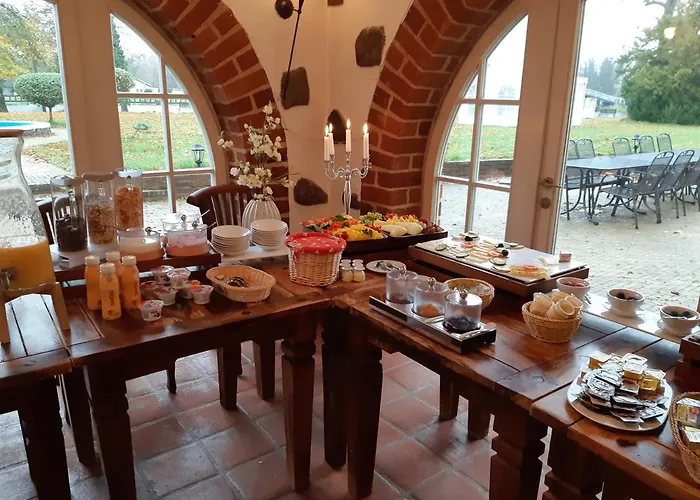 ホテル Schloss ツェーデニック